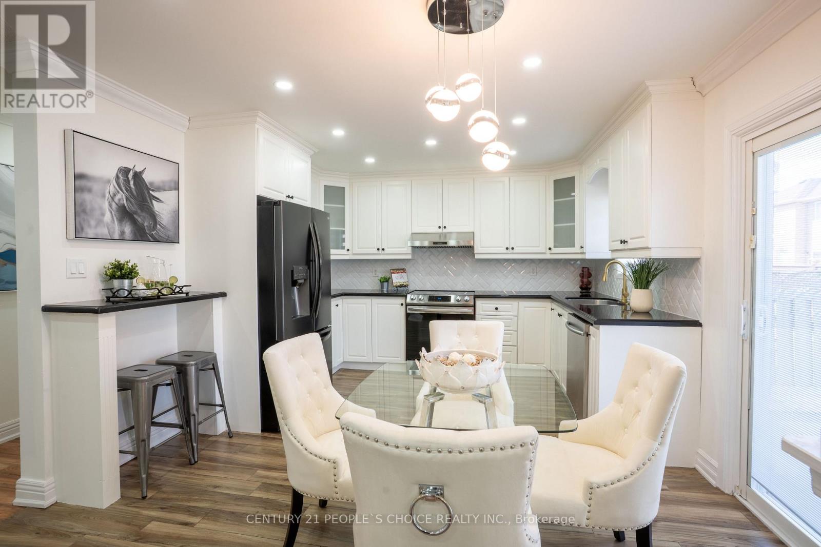 Photo 16 of 111 Brisdale Drive, Brampton ON