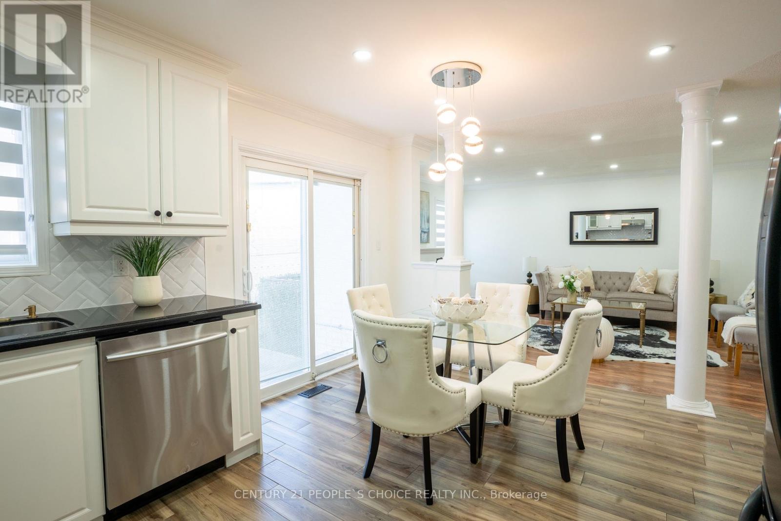 Photo 19 of 111 Brisdale Drive, Brampton ON