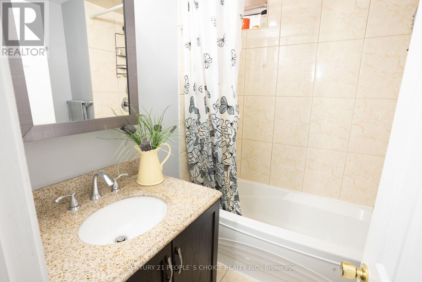 Photo 46 of 111 Brisdale Drive, Brampton ON