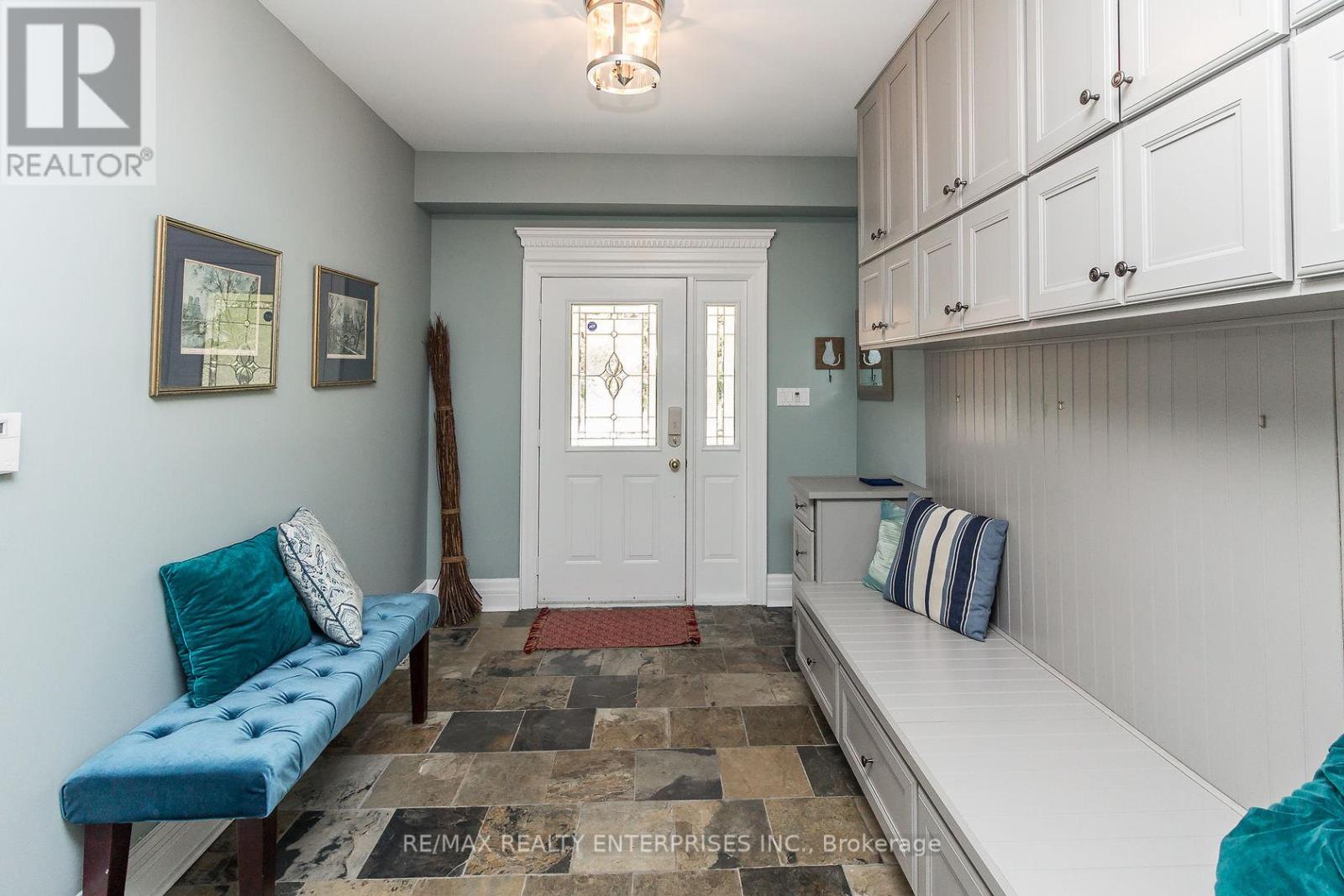 Photo 31 of 2045 Heartwood Court, Mississauga ON