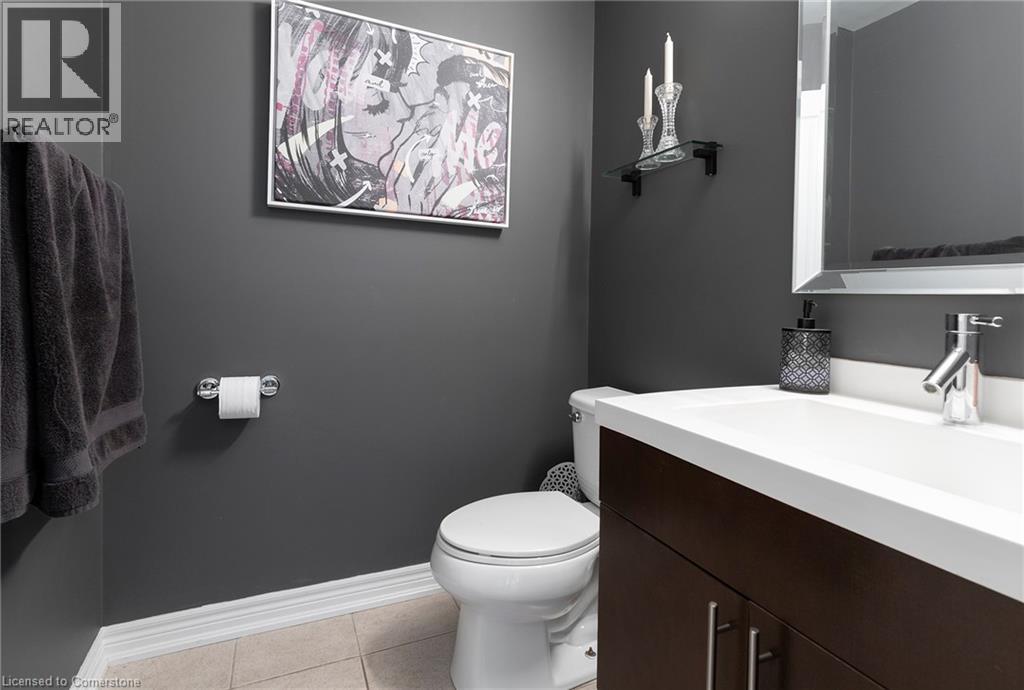 Photo 10 of 1401 Plains Road E Unit 26, Burlington ON