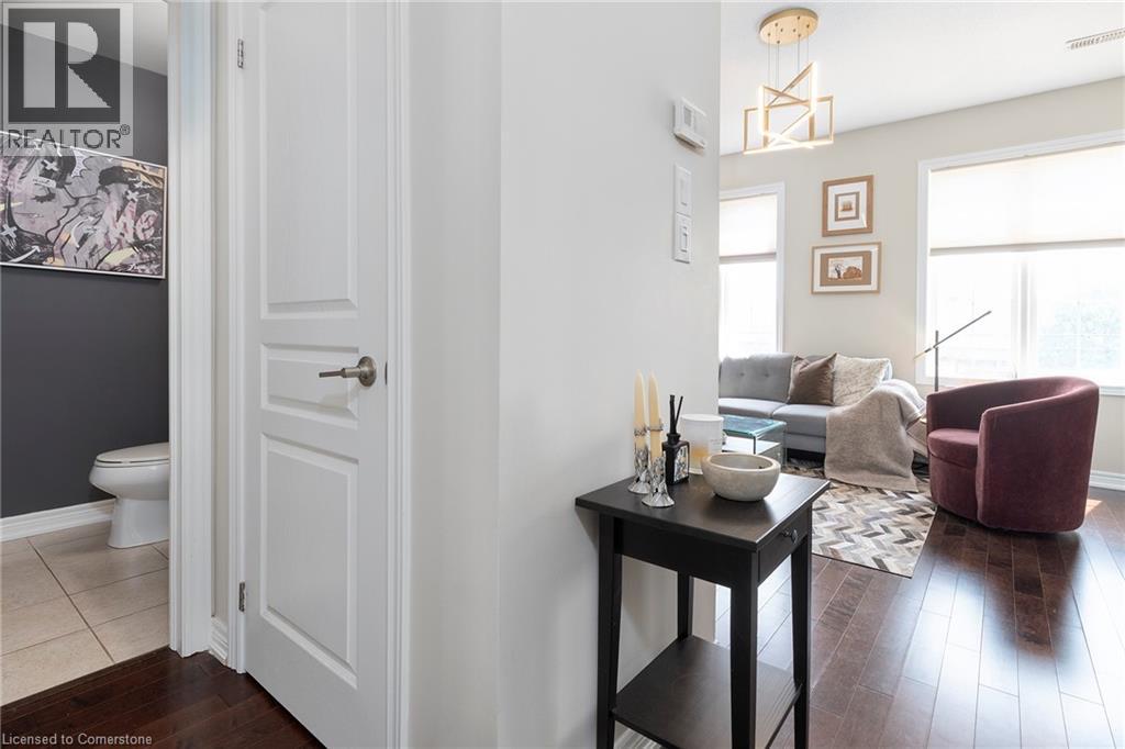 Photo 4 of 1401 Plains Road E Unit 26, Burlington ON