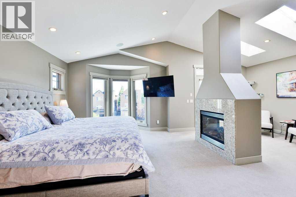 Single Family House for Sale in  Aspen Meadows Green SW Aspen Woods Calgary 