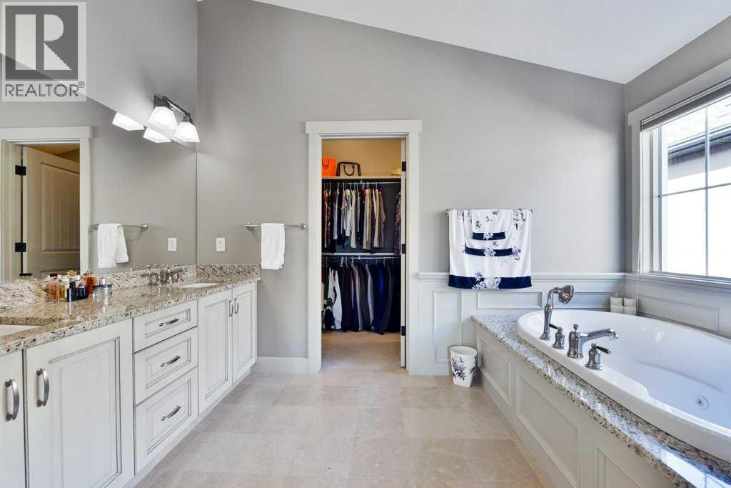 Single Family House for Sale in  Aspen Meadows Green SW Aspen Woods Calgary 