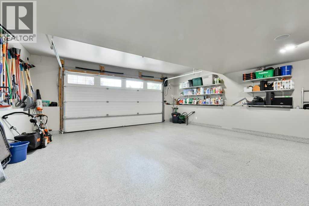 Single Family House for Sale in  Aspen Meadows Green SW Aspen Woods Calgary 