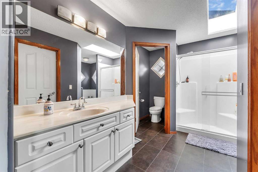 Single Family House for Sale in  Hidden Valley Manor NW Hidden Valley Calgary 
