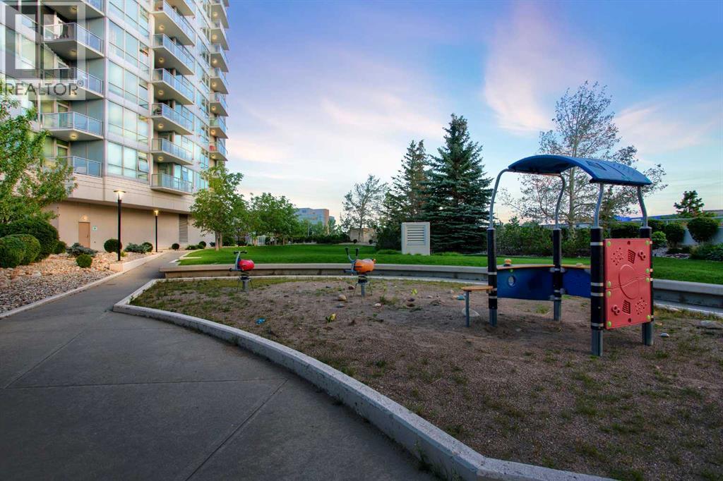 Single Family House for Sale in   Spruce Place SW Spruce Cliff Calgary 
