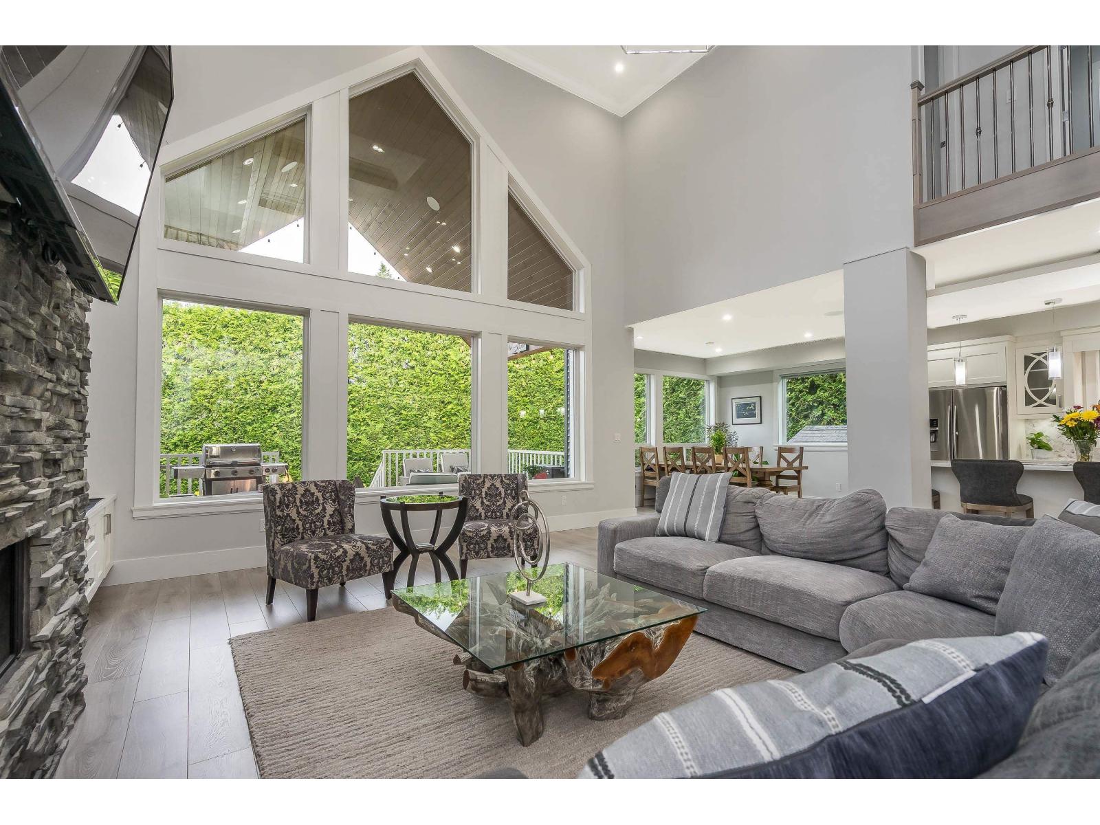 Photo 11 of 2 22963 Fraser Highway, Langley BC