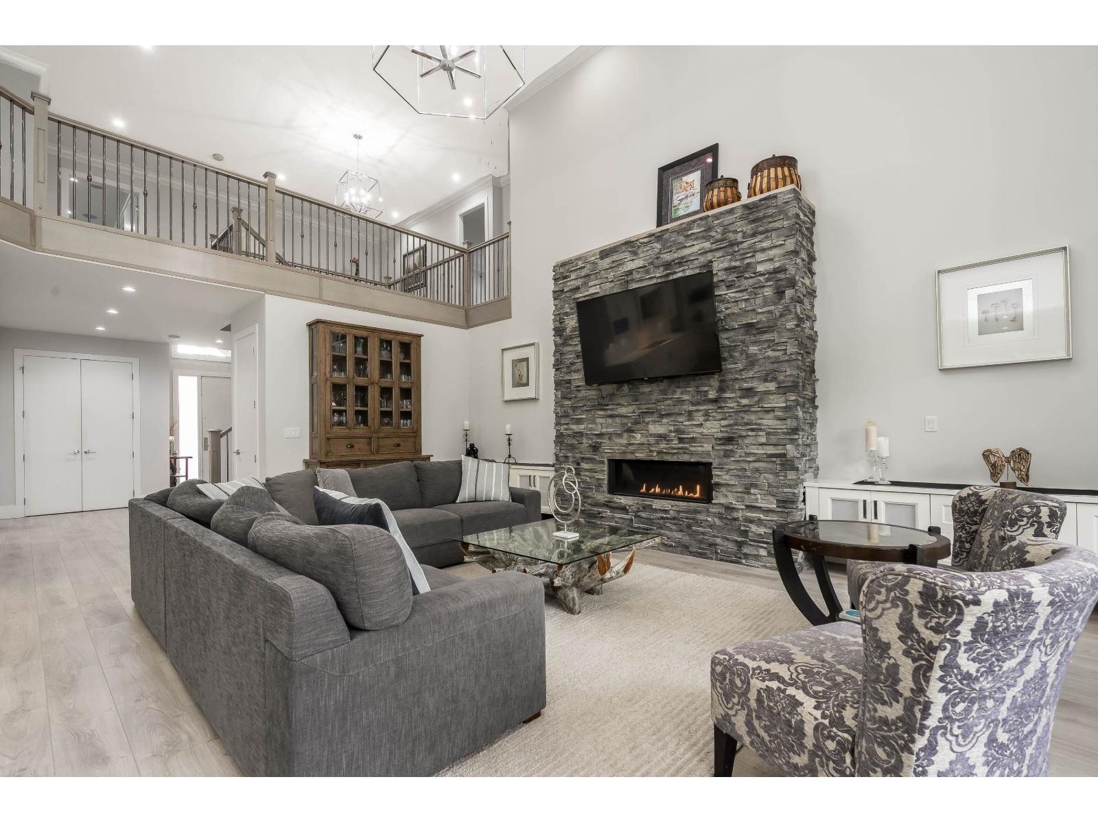Photo 13 of 2 22963 Fraser Highway, Langley BC