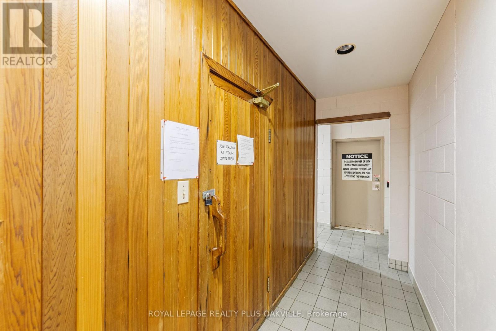 Photo 38 of 804 5070 Pinedale Avenue, Burlington ON