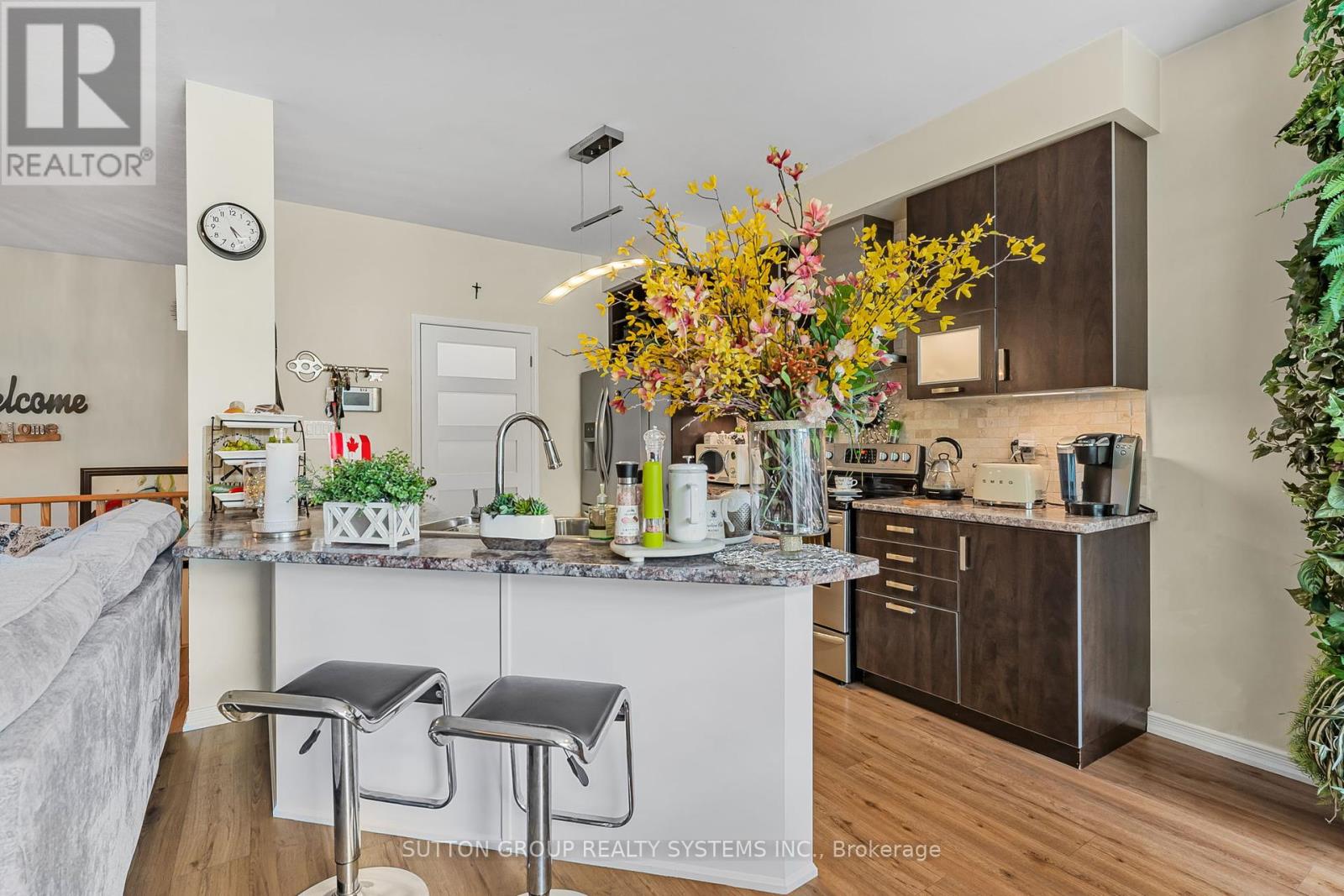 Photo 21 of 8424 Mulberry Drive, Niagara Falls ON