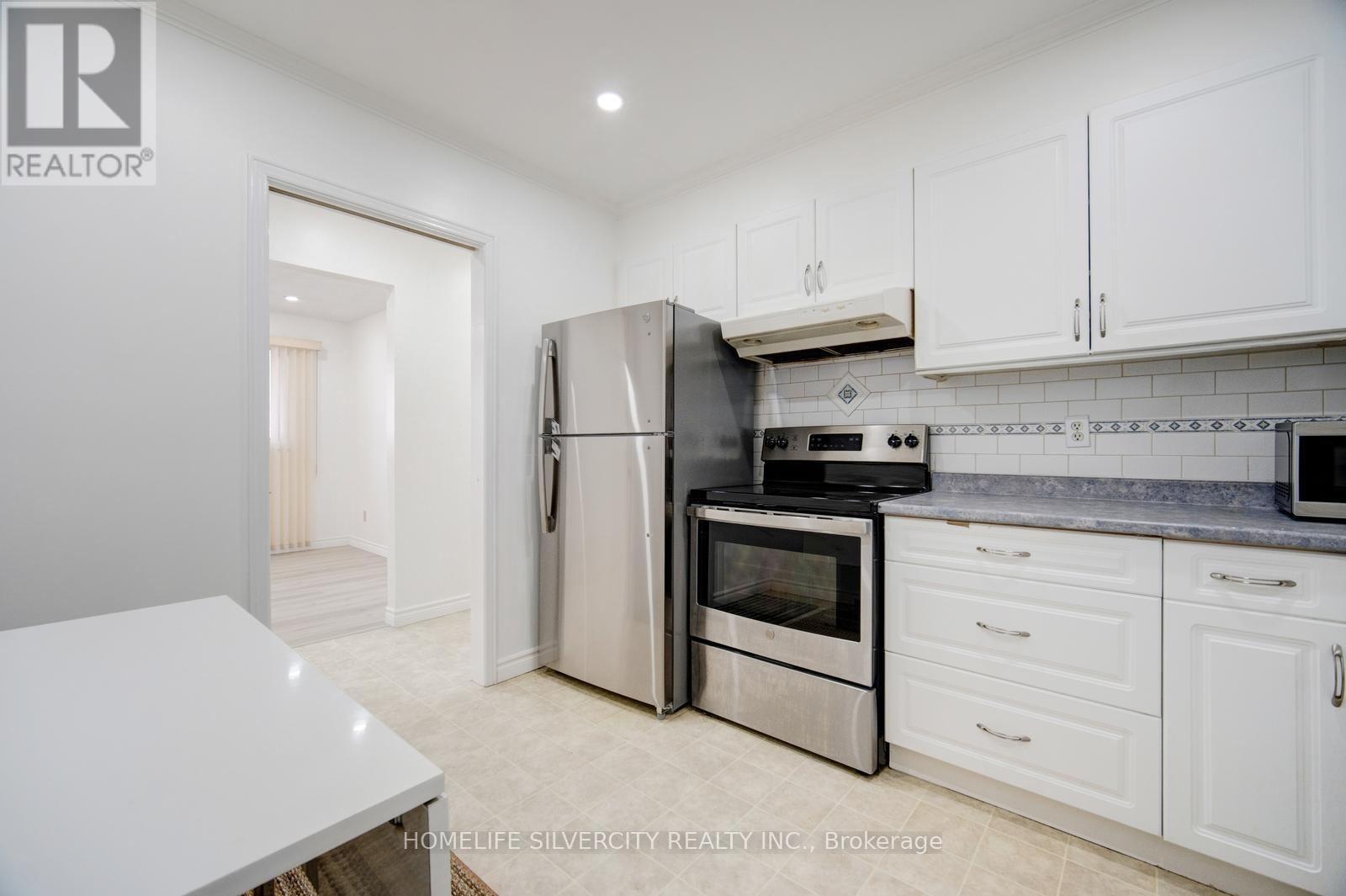 Photo 28 of 196 Millwood Crescent, Kitchener ON