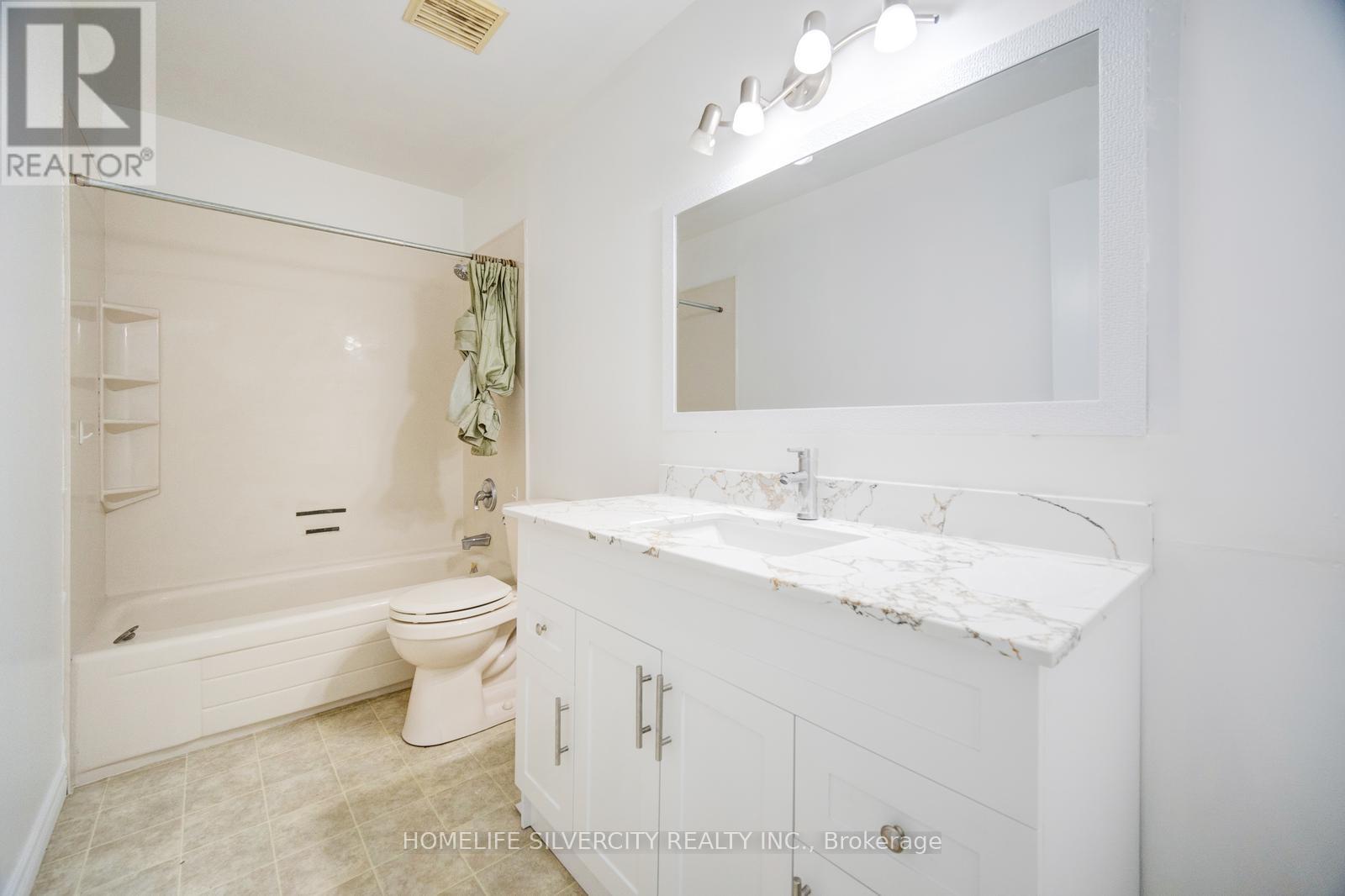 Photo 1 of 196 Millwood Crescent, Kitchener ON