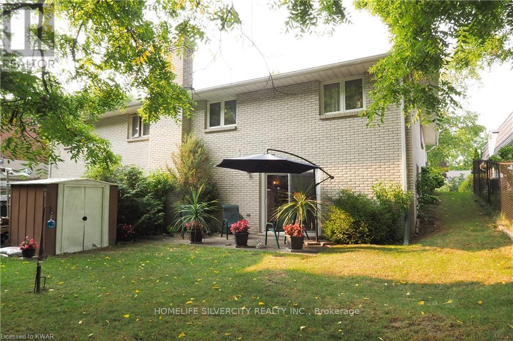 Photo 11 of 196 Millwood Crescent, Kitchener ON