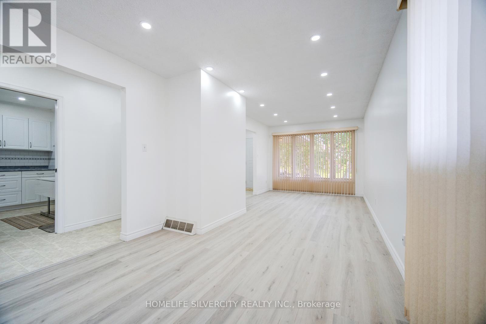 Photo 21 of 196 Millwood Crescent, Kitchener ON