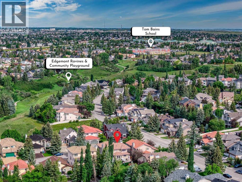 Single Family House for Sale in  Edgeview Road NW Edgemont Calgary 