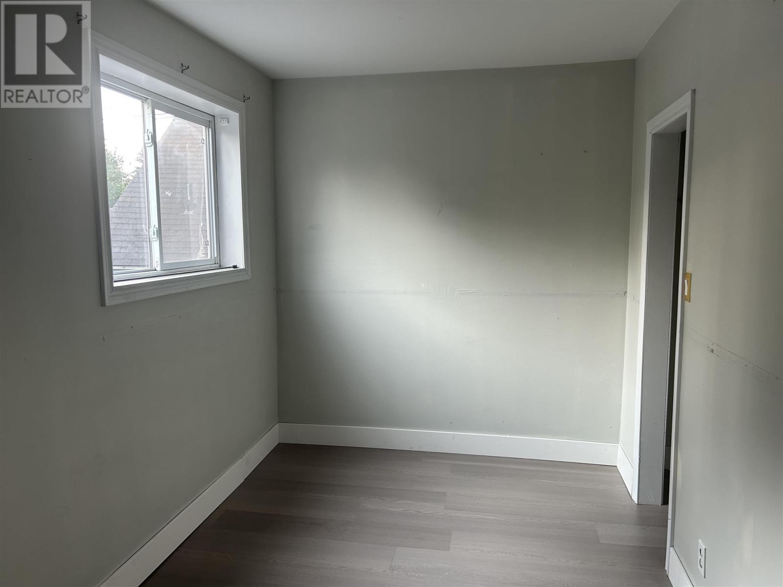 Photo 11 of 84 Letcher St, Sault Ste Marie ON