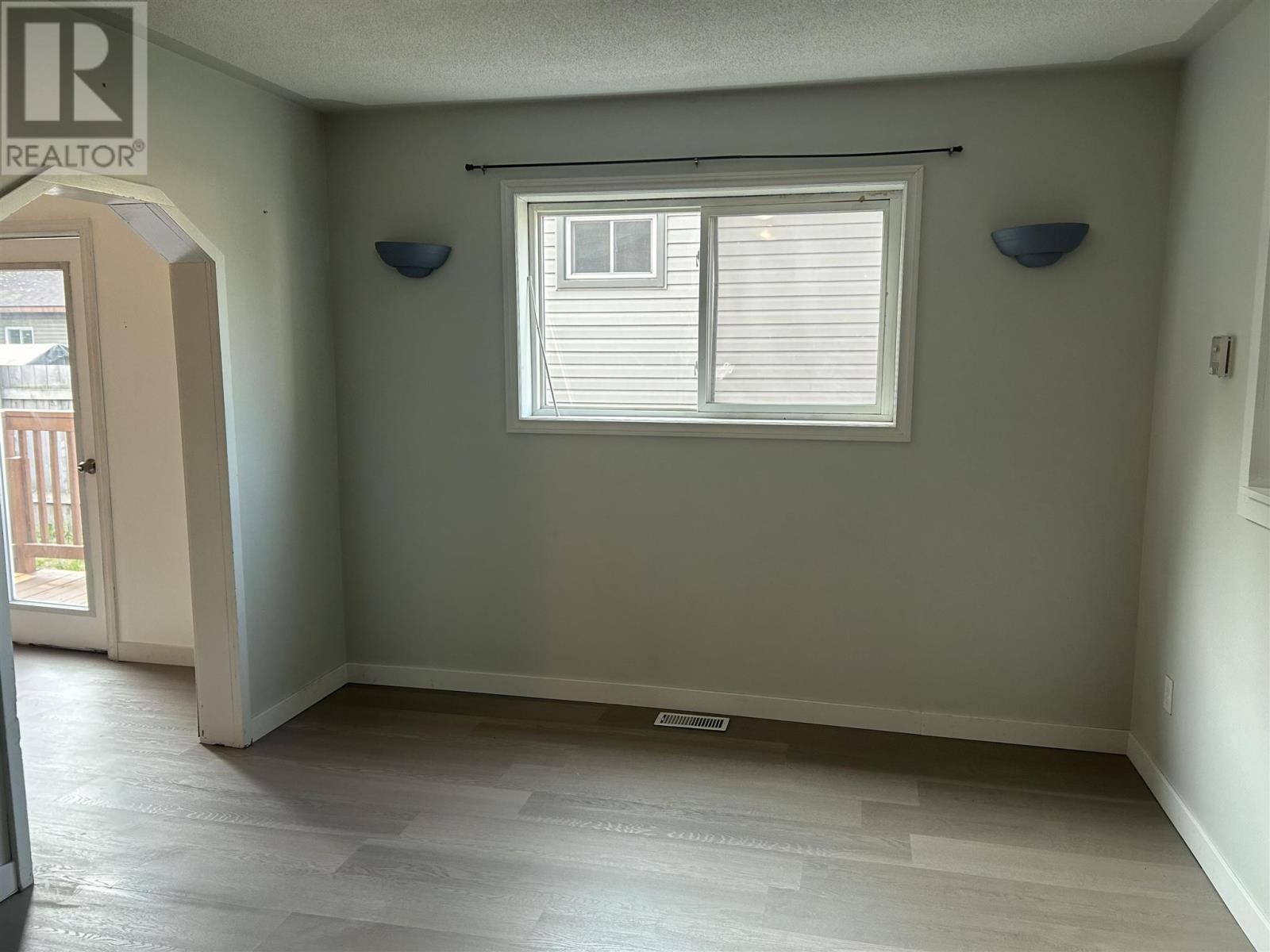 Photo 3 of 84 Letcher St, Sault Ste Marie ON