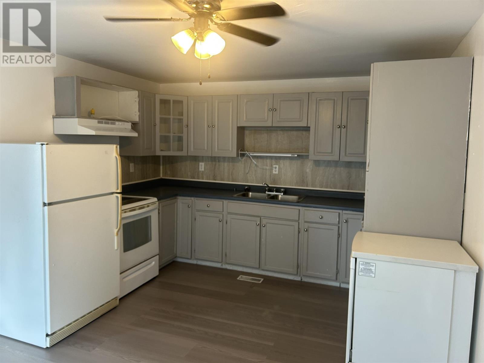 Photo 5 of 84 Letcher St, Sault Ste Marie ON