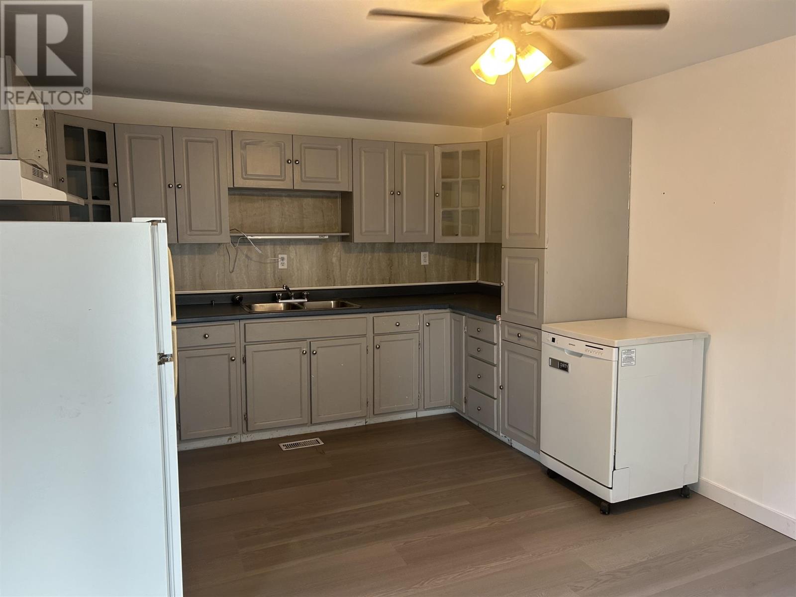Photo 14 of 84 Letcher St, Sault Ste Marie ON