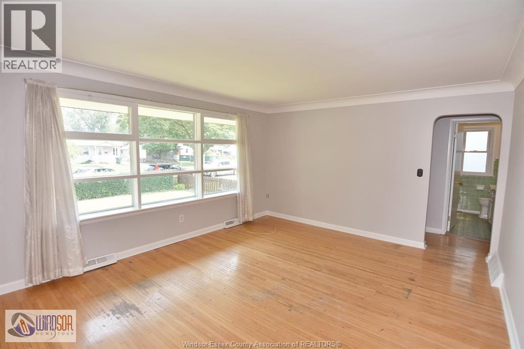 Photo 12 of 2181 Parent, Windsor ON