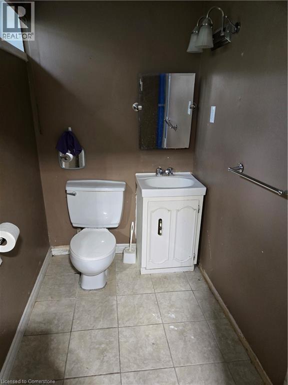 Photo 9 of 153 Limeridge Road W Unit 4, Hamilton ON