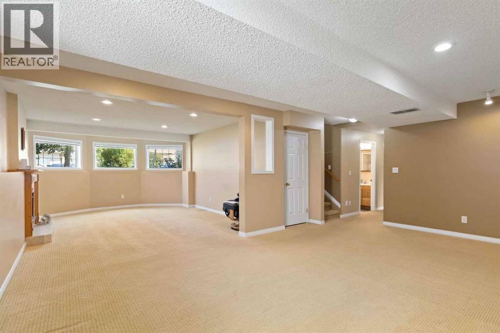 Photo 30 of 220 Boisvert Place, Fort Mcmurray AB