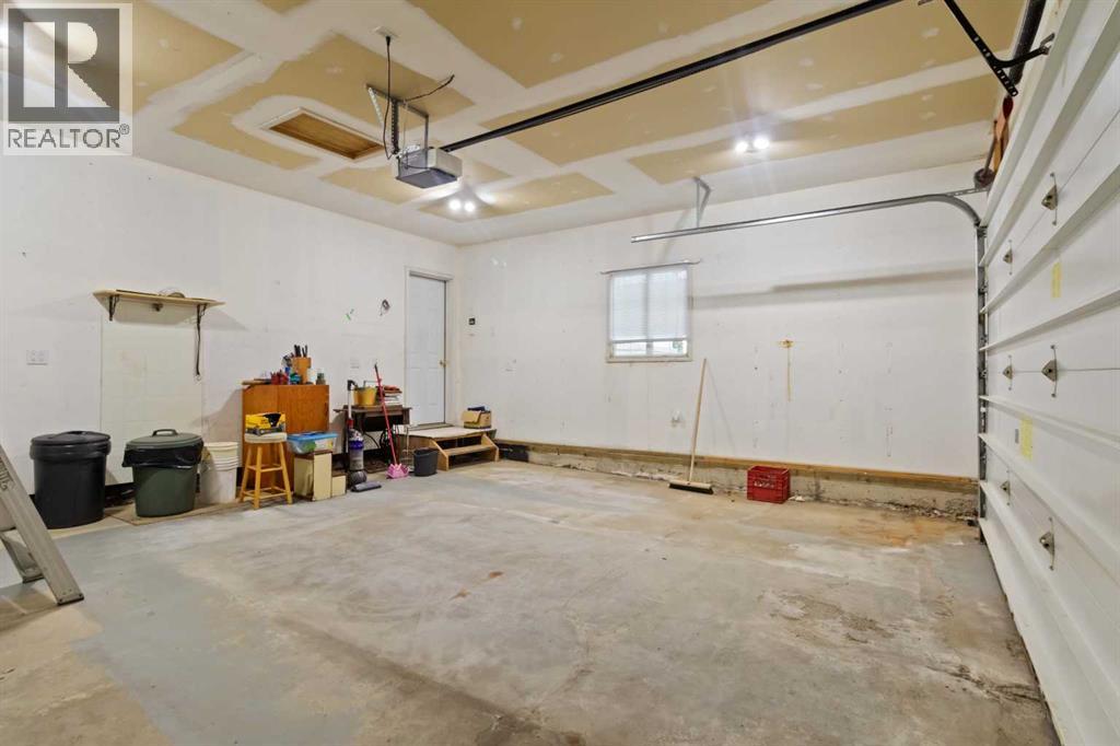 Photo 37 of 220 Boisvert Place, Fort Mcmurray AB