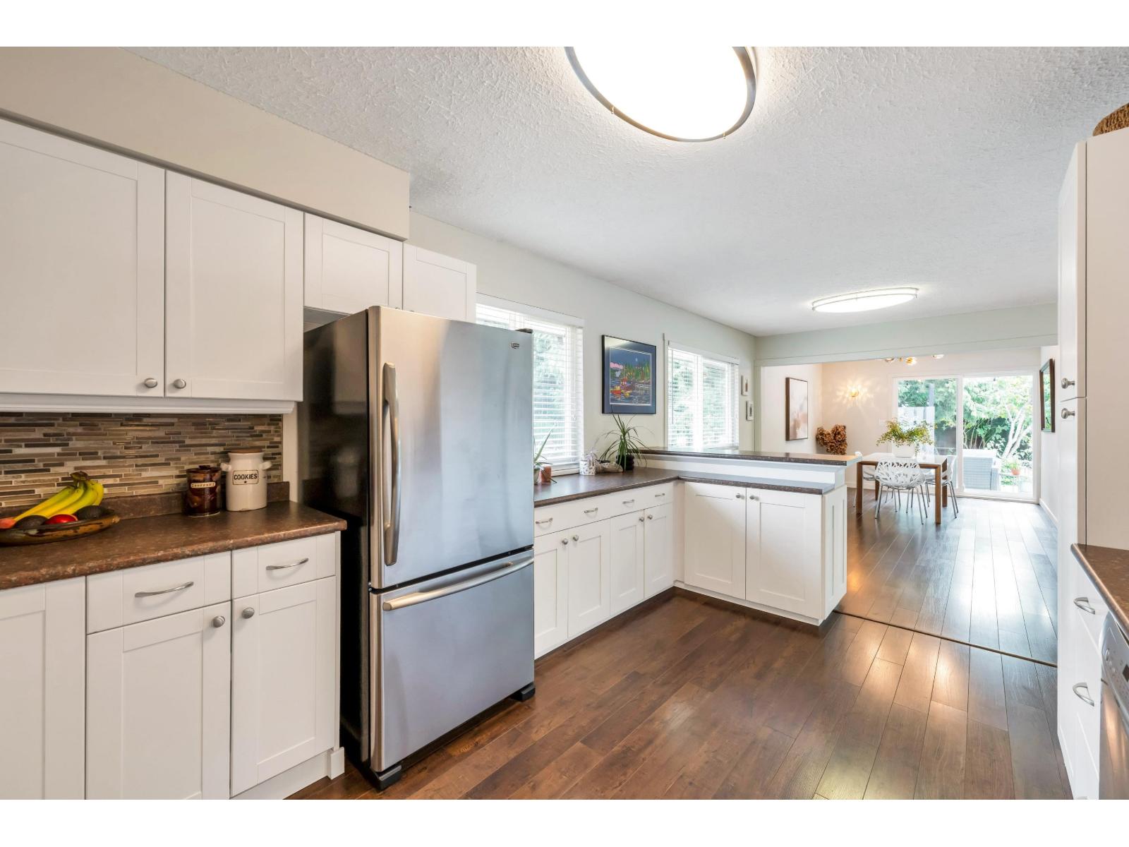 Photo 13 of 19838 48 A Avenue, Langley BC