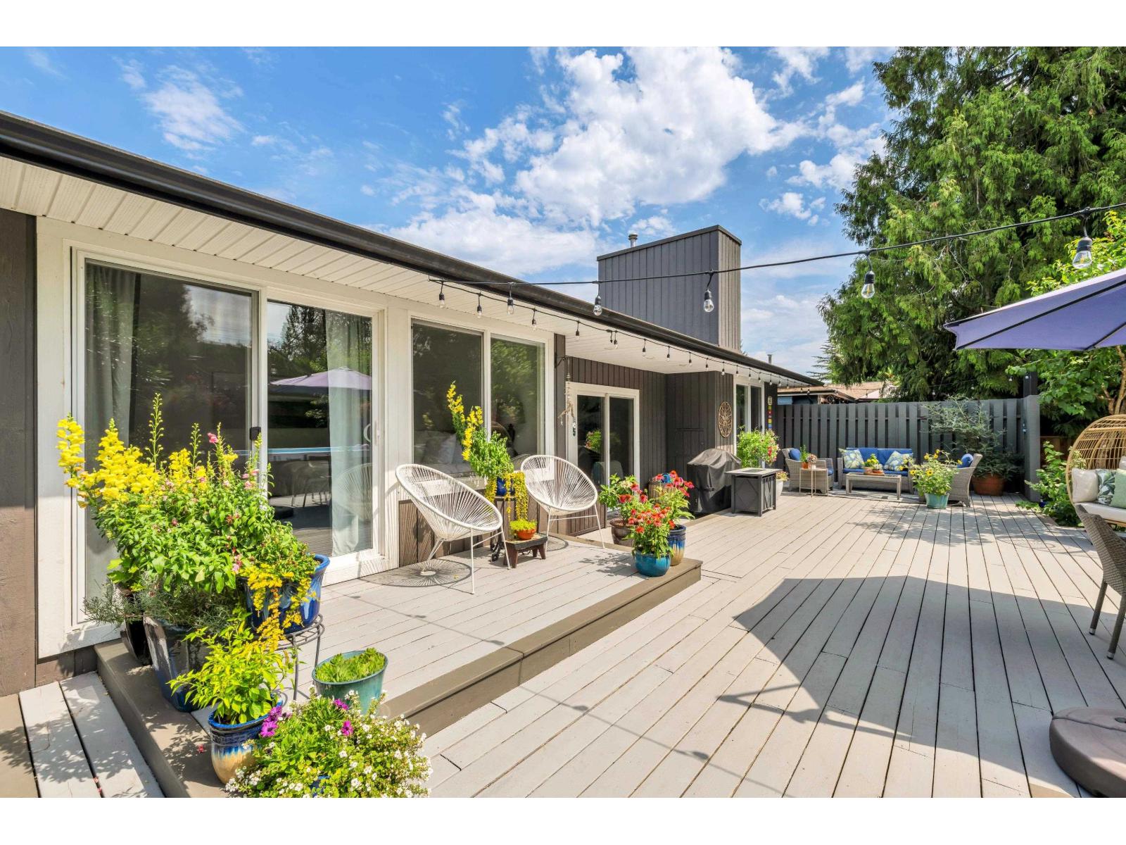 Photo 10 of 19838 48 A Avenue, Langley BC