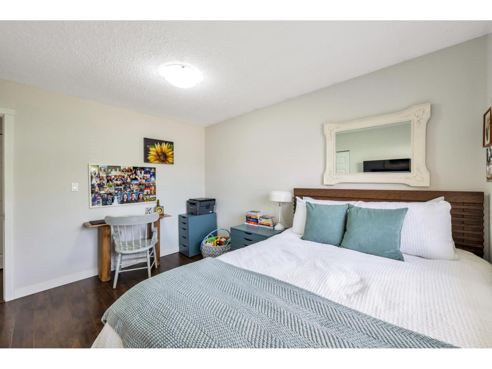 Photo 14 of 19838 48 A Avenue, Langley BC