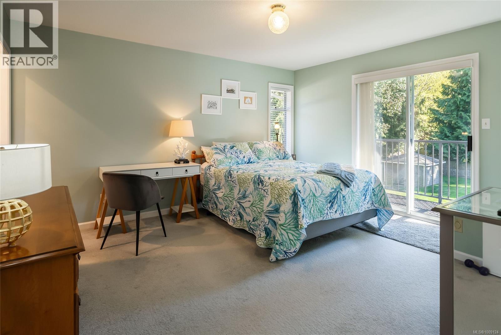 Photo 27 of 928 Ballenas Rd, Parksville BC