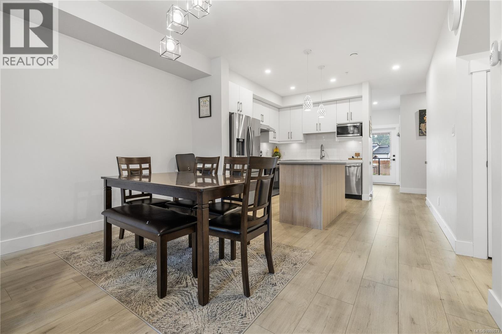 Photo 17 of 5 701 Sitka St, Campbell River BC