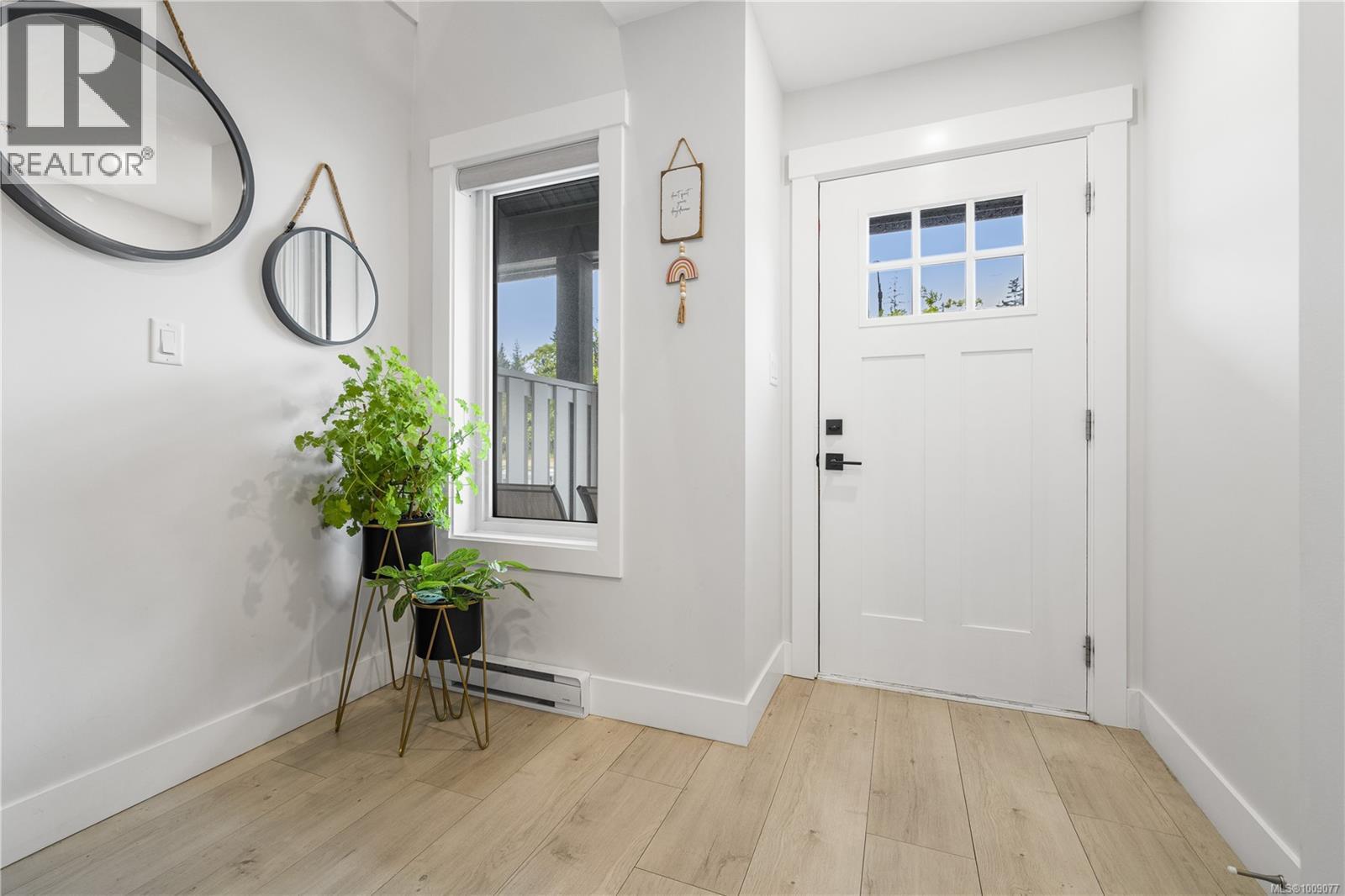 Photo 5 of 5 701 Sitka St, Campbell River BC