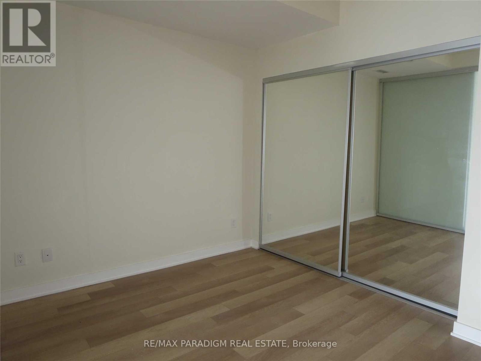 Photo 14 of 1511 210 Simcoe Street, Toronto ON