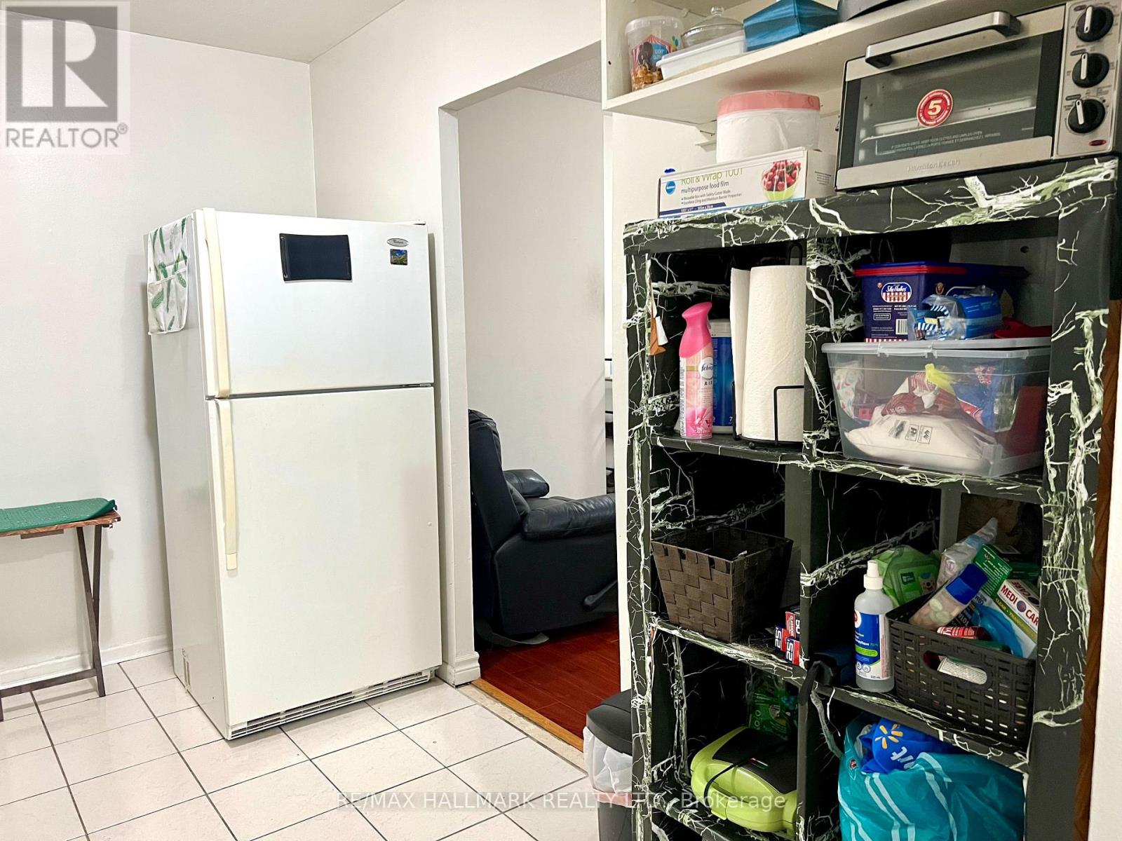 Photo 1 of 101 100 Dundalk Drive, Toronto ON