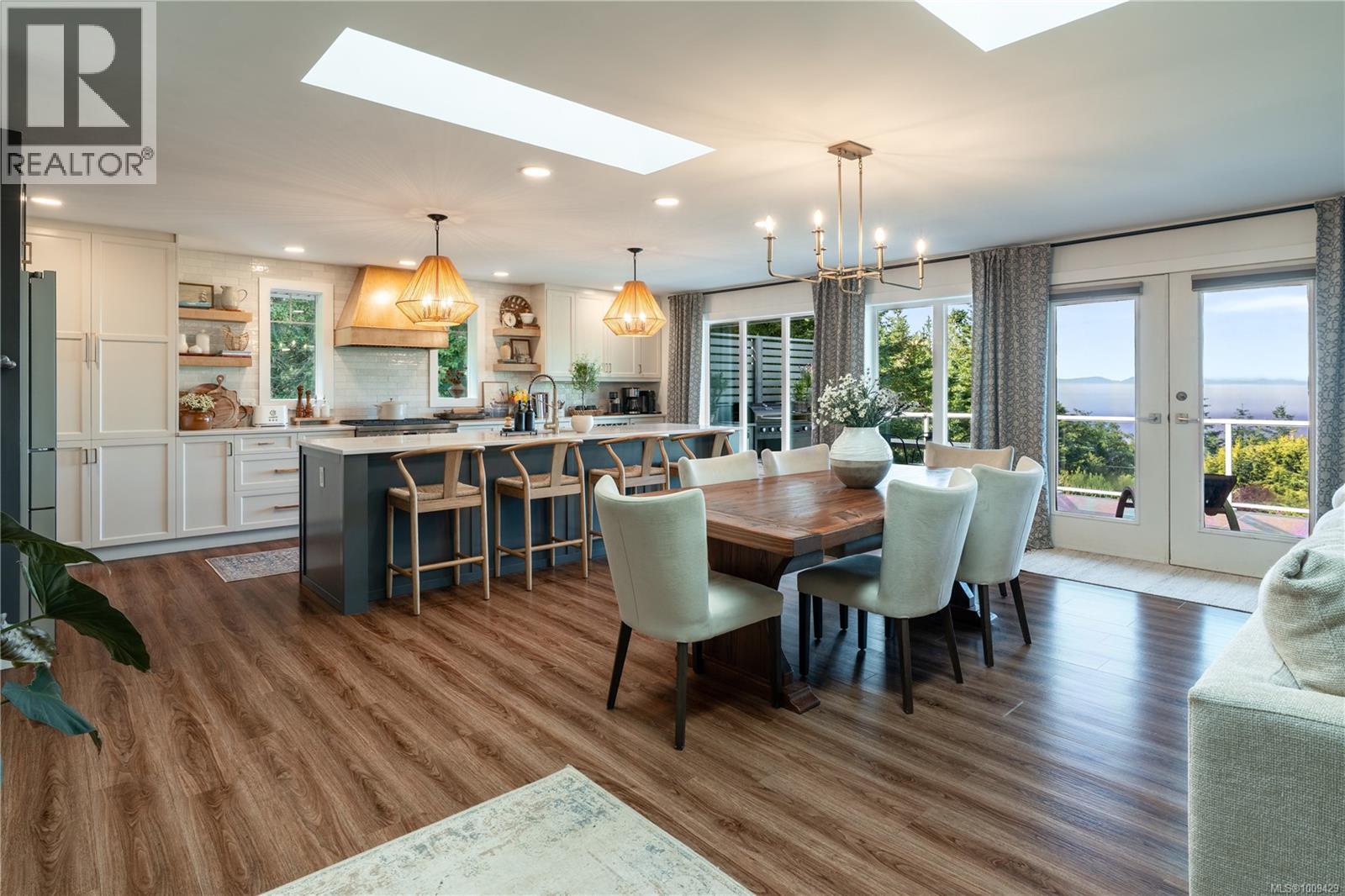 4475 Otter Point Rd, Sooke