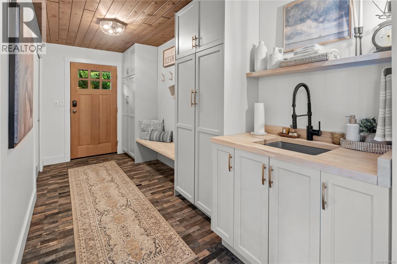 4475 Otter Point Rd, Sooke
