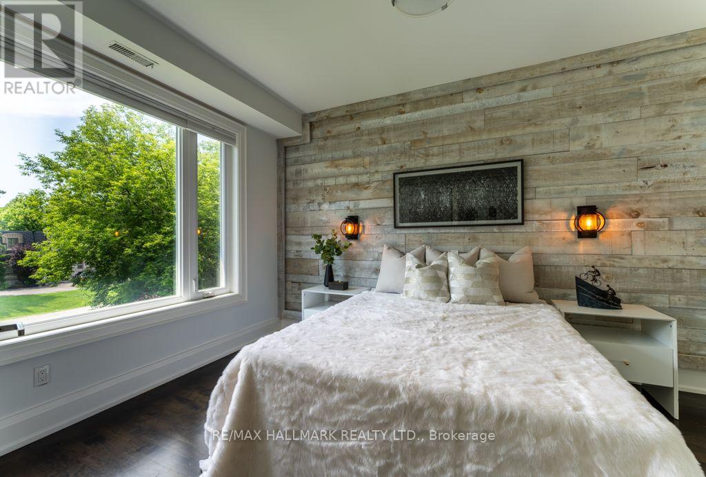 Photo 33 of 17 Hammok Crescent, Markham ON