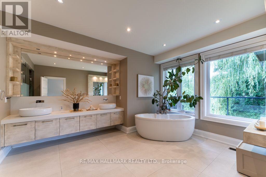 Photo 44 of 17 Hammok Crescent, Markham ON