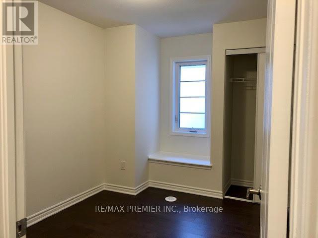 Photo 1 of 25 Mcgrath Avenue, Richmond Hill ON