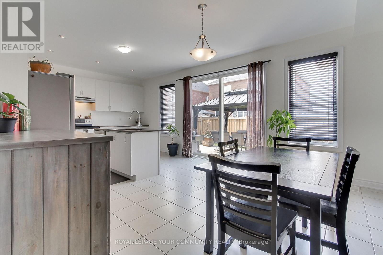 Photo 32 of 26 Hodgson Road N, Bradford West Gwillimbury ON