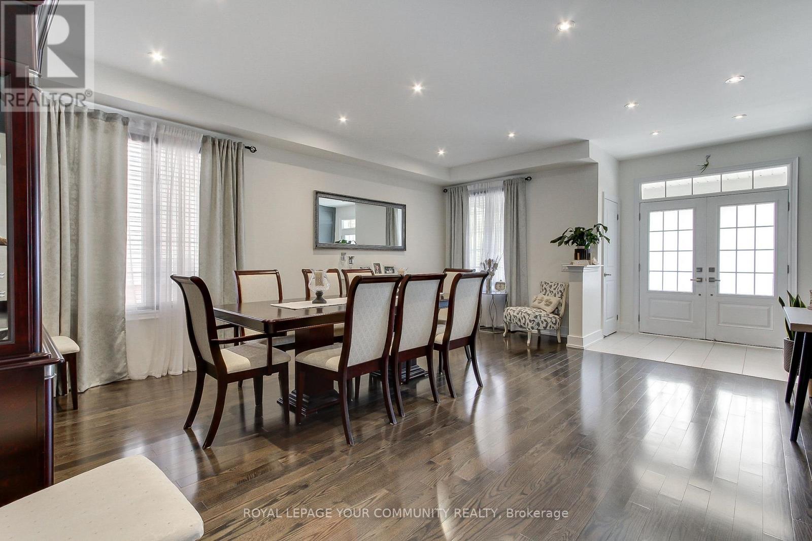 Photo 39 of 26 Hodgson Road N, Bradford West Gwillimbury ON