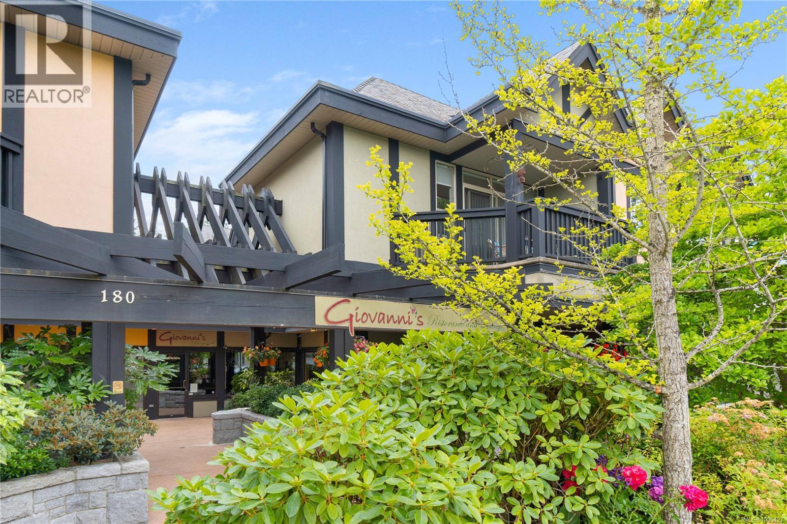 Photo 16 of 2 180 Second Ave, Qualicum Beach BC