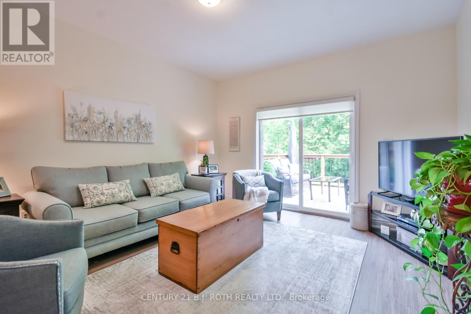 Photo 12 of 202 Lucy Lane, Orillia ON