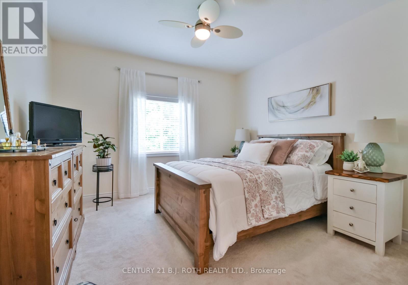 Photo 13 of 202 Lucy Lane, Orillia ON