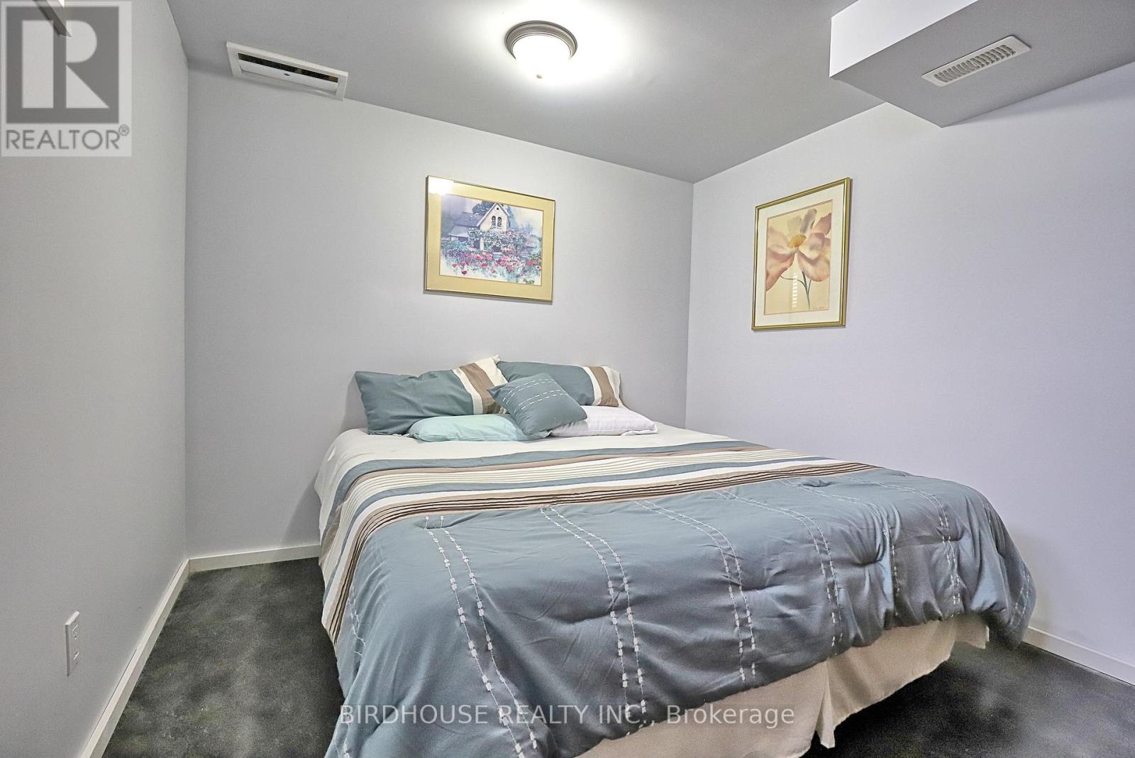 Photo 31 of 21 Ellis Crescent, Kawartha Lakes ON