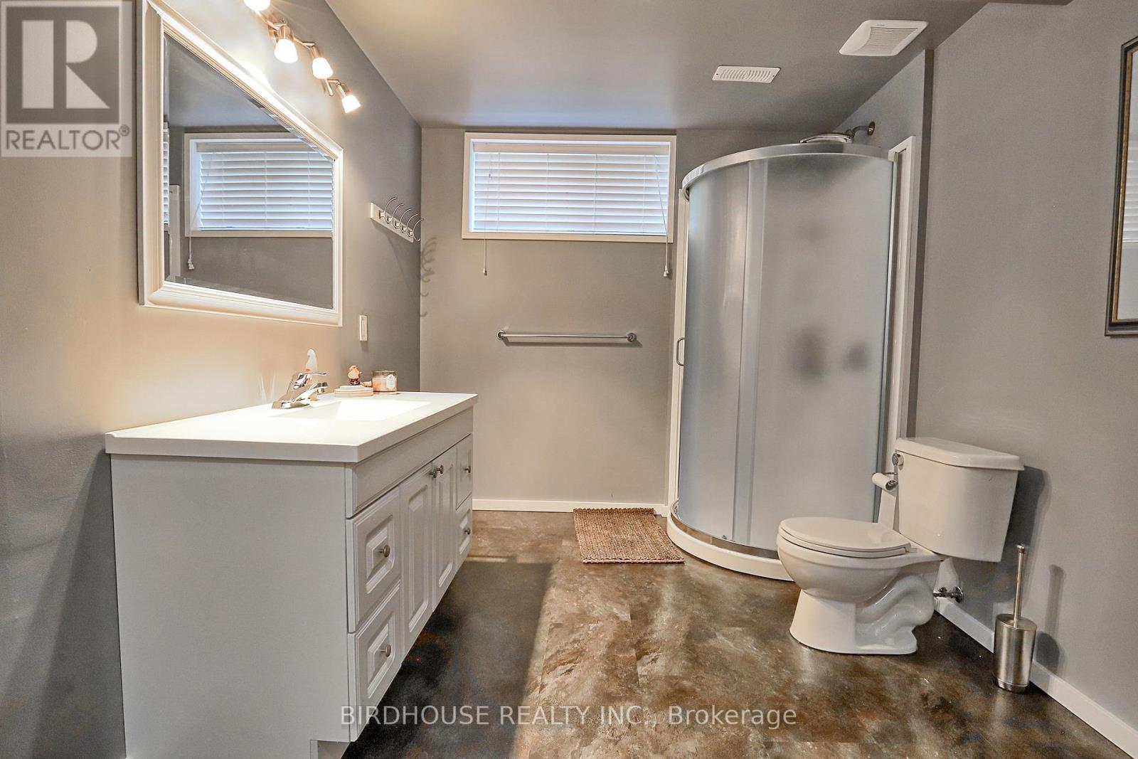 Photo 20 of 21 Ellis Crescent, Kawartha Lakes ON