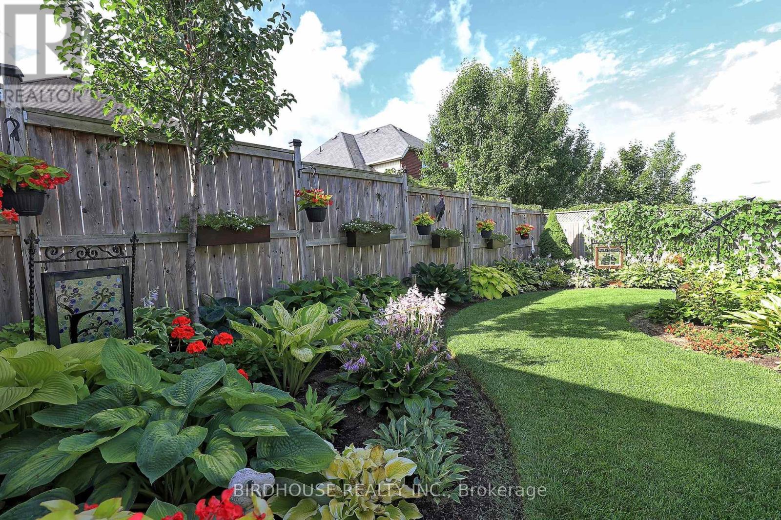 Photo 28 of 21 Ellis Crescent, Kawartha Lakes ON