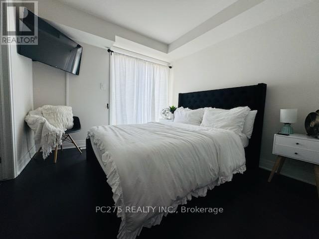 Photo 14 of 34 2 Willow Street, Brant ON
